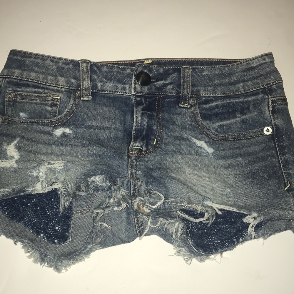 American Eagle ripped jean shorts